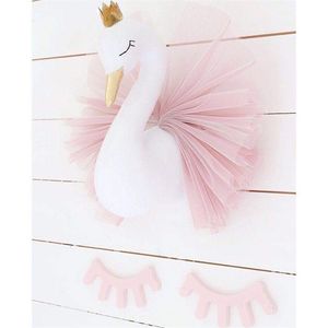 Baby Room Decor Corona d'oro Cigno Decorazione da parete Nursery Cigno Peluche Bambola per ragazze Camera dei bambini 3D Testa di animale Appeso a parete LJ200914