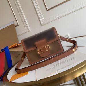 Designer Messenger Sukbags Кошельки Женщины Сумка на плечо Натуральная Кожа с HounchStooth Ткань Крест Тело Седло Сумка Высококачественная сумка