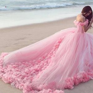 2022 Puffy Ball Gown Quinceanera Klänningar Princess Cinderella Rosa Brithday Prom Party Gowns Off Shoulder 3D Blommor Vestidos de 15 Anos Sweet 16 Dress