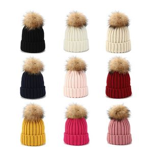 冬のファッションのポンズの豆の毛皮の毛皮のポンズ暖かい帽子アクリルケーブルニットカスタム帽子JxW720