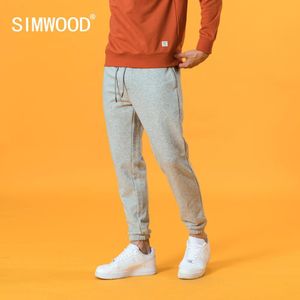 Simwood Outono Novos Sweatpants Causs Confortável Basculador Calças Plus Size Back Bolsos Drawstring Plus Size Calças SJ131038 201027
