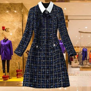 JSXDHK Vestidos Herbst Winter Diamanten Fliege Drehen Unten Kragen Tweed Kleid Runway Frauen Plaid Perlen Quaste Woolen EINE Linie kleid1