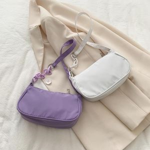 Kvinnor casual nylon handväska handväska damer bärbar klassisk kreativ design chic fritid små totes resor axelväska