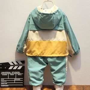 男の子スポーツセット春秋のカジュアル幼児の十代の若者たち男の子服カラー幼児コートパンツ子供服セット子供トラックスーツLj200916