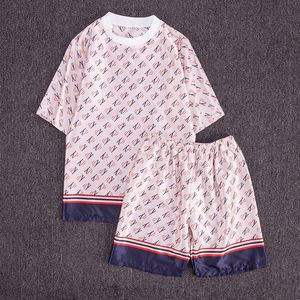 بيجامة مطبوعة مجموعة للرجال قصيرة الأكمام الحرير مثل تنفس عارضة الملابس المنزلية فضفاضة حجم كبير الصيف النوم البدلة LJ201112