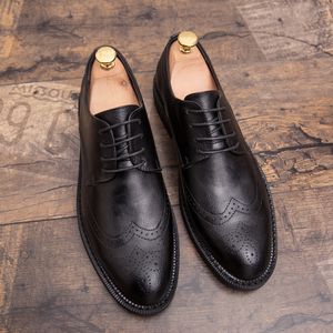 Plus Size 38-47 Men Brogue Fashion Oxford Dress Shoes Male Well-dressed Gentleman Handcrafted Footwear for Modern Men