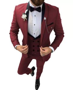 2020 Mode Design Burgundy Wedding Passar One Button Smoking Jacket Slim Fit Mens Tuxedos Skräddarsy Made Prom Suit 3 Pieces Set