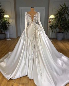 Luxury Pearls Mermaid Wedding Dresses with Overskirt Beaded V Neck Satin Long Sleeve Chapel Wedding Gowns Elegant Modern Arabic Dubai Bridal Dress robes de mariée