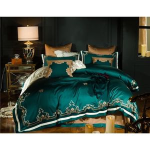 Green Red Luxury Gold Royal Embroidery 80S Egyptian cotton 4/7pcs Bedding Set Queen King Duvet Cover Bed sheet/Linen Pillowcases T200822