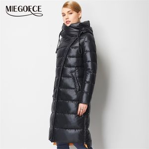 Miegofce Casaco elegante Casaco Com Capuz Quente Parkas Quente Bio Parka Hight Qualidade Coleção de Inverno Feminino 211221