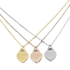 Stainless Steel Fashion Necklace Jewelry Heart-Shaped Pendant Love gold Silver Necklaces For Women's Party Wedding Gifts NRJ