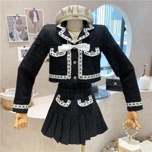 Fashion Small Fragrance Tweed Two Piece Set Women Crop Top Bow Short Jacket Coat + Pleated Skirt Suits Vintage 2 Sets 220221