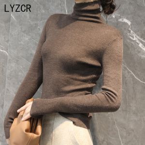 LYZCR الشتاء المرأة الياقة المدورة سترة الإناث الأزرق الأساسية امرأة البلوزات البلوز سترة محبوك النساء خريف وشتاء 201130