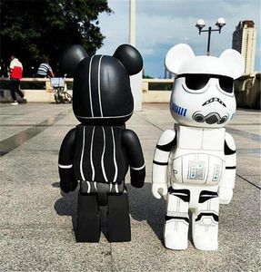 새로운 700 % 52cm Bearbrick Evade Evade 유명한 영화 캐릭터 흑인과 백인 @ rbrick 아트 작업 모델 장식 선물