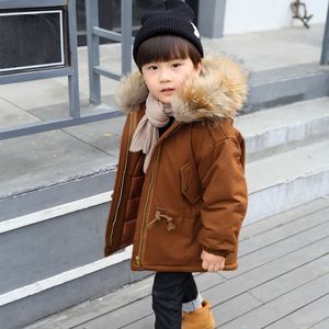 新しい子供の冬の服のジャケットキッズボーイ2-10古いサイズの毛皮のフード付きコート子供ボーイズウィンタージャケット