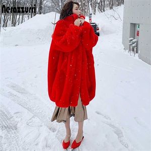 Nerazzurri büyük boyutlu kırmızı kalın sıcak yumuşak kabarık fufy ​​fux ceket kadınlar raglan uzun kolu uzun kürk mantarlar için kış için uzun kürk ceketler 220112