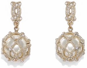 En Dita CH Pearl Studs 5a Högsta Kvalitetskvalitet Diamants Legers Anti Allergy Studs Kvinnor Örhängen Designer Saler Fashion Retro Brass Gold Plated Luxury Earring