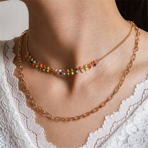 Mode bohemian multilayer kvinnor halsband pendlar färgglada pärlor chokers halsband guldpläterad länk kedja smycken gåva