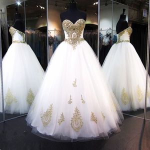 Ballkleid-Hochzeitskleider, Brautkleider, herzförmiger Ausschnitt, Spitze, applizierte Perlen, ärmellos