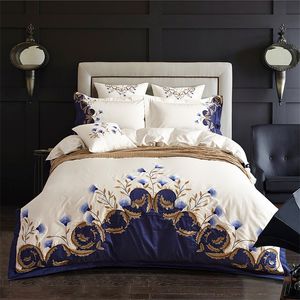 Biały Niebieski Haftowany Luksusowy Zestaw Pośmienny 60. Egipski Bawełna Podwójna Królowa Królowa Rozmiar Bed Set Duvet Cover Poszewka 201021