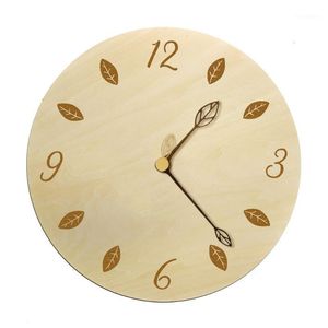 Orologi da parete Orologio al quarzo silenzioso Decorativo in legno con foglie incise al laser Decorazioni per la casa rustiche naturali1