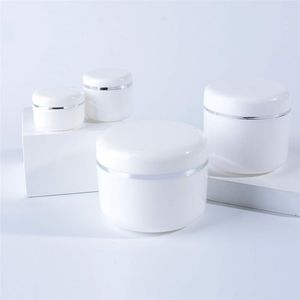 Empty White Portable Bottle Refillable Plastic Cosmetic Cream Jars with Inner Liner and Lids Sample Container Bottles Jar