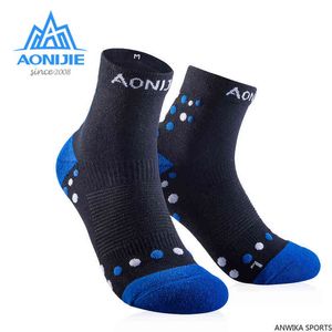 AONIJIE E4092 Outdoor-Sportarten Laufen Sportliche Leistung Tab Trainingskissen Viertel Kompressionssocken Fersenschild Radfahren Y1222