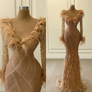 Champagne Mermaid Evening Dresses Luxury Beaded Sequins Feather Ruffles Long Sleeves Sweep Train Formal Party Gowns Bling Bling Prom Dresses