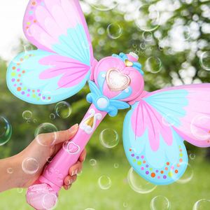 Elettrico Magic Wing Wand Automatico Bolla di sapone che soffia pistola Blower Machine Musica leggera Divertenti ragazze all'aperto Giocattoli per bambini Regali LJ200908