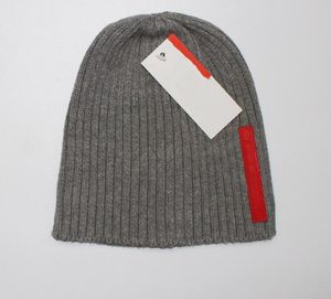 Vinter Jul Hattar för Man Kvinnor Sport Fashion Beanies Skullies Chapeu Caps Bomull Gorros Ull Varm Hat Stickad Cap Gratis frakt