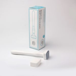 Micro Needle Derma Stämpel Pen Mikronedlingsanordning 140 Nålar hudvårdsverktyg för anti-aging terapi ansikte och kroppsbehandling Fast DHL leverans