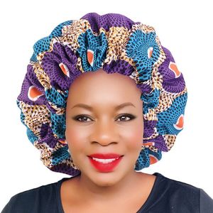 Nuovo arrivo modello di fiore africano fodera in raso cofano moda cura dei capelli cappello da sonno colorato donna grande berretto allentato