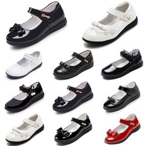 2021 Designer Platform for Baby Girls leather princess shoes with soft bottoms Black Triple White outdoor summer Walking Joggin