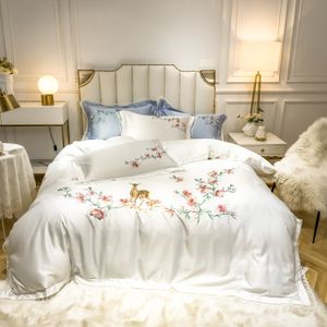 Luxury embroidery Bedding Set cotton Bed Linens Bed Sheet Set Bedclothes Queen/King Size washed silk Bed cover 4pcs T200706