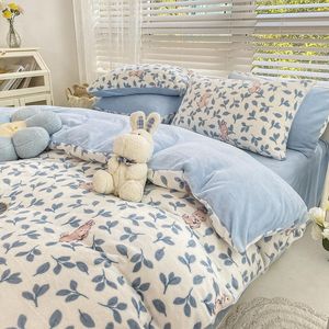 Sängkläder sätter vinter förtjockad mjölkfiberbädd fyrdelad dubbelsidig korall Fleece Duvet Cover Teddy Plush Sheet Tre-Piece