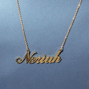 A-Z Anpassade namnbokstäver Guldhalsband Kvinnor Rostfritt stål Choker Mens Fashion Hip Hop Jewelry Diy Letter Pendant Necklace2533