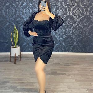 Black Velvet Cocktail Dresses Dubai Party Arabic Women Long Puff Sleeves Straight Short Prom Dress Middle East Party Gowns