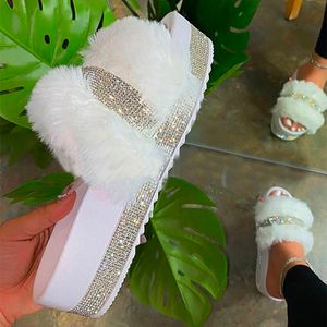 Platform Glitter Slippers Women Wedge Sandals Shoes Fur Slide Slippers Thick bottom Shoes Women Slippers Zapatos De Mujer X1020