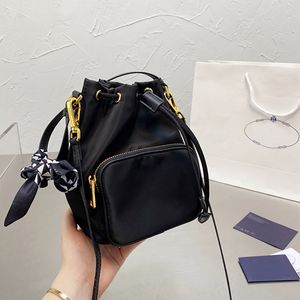 Luxus Damen Geldbörsen Schwarz Eimer Taschen Designer Umhängetasche Umhängetasche Mode String Eimer Einkaufen Rosa Totes Klein