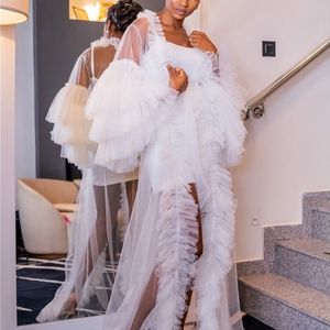 Chic Illusion Tulle Robe Z Długim Rękawem Kobiety Zimowe Ruffles Kimono Party W Ciąży Party Sleepwear Krótkie Kobiety Szlafrok Koszulka