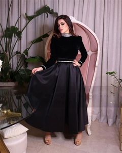 2022 Black Velvet Satin Saudi Arabia Midi Prom Dresses Long Sleeves Sequines Formal Evening Dubai Women Party Gowns