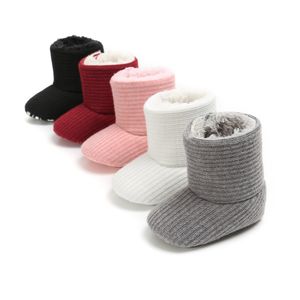 Nyfödda baby booties härlig varm fluff pojke tjej vinter toddler första vandrare bomull komfort mjuka anti-slip spädbarn spjälsäng skor lj201104