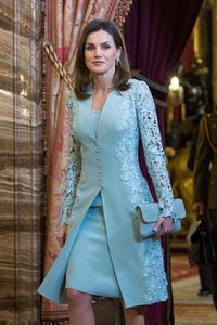 Elegancka długość kolana Mother of Bride Sukienki Suits Krótkie dwa kawałki Teal Blue Long Rleeves Groom Mother Sukienka na wesele koronkę UK A226P