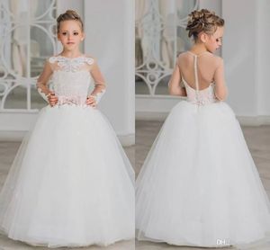 2022 Lovey Holy Lace Princess Flower Girl Ball Gown First Communion Dresses For Girls Ärmlös Tulle Toddler Pageant