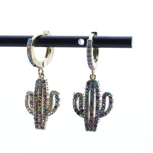 Młode damskie prezent pozłacane mosiężne kolczyki Hoop Micro Pave Multi Color Cyrkon Kaktus Charm Earring