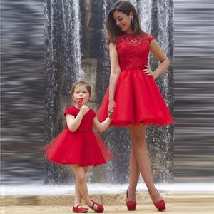 Meninas Princesa Vestido Vermelho Mãe Curta Crianças Mãe Filha Vestidos para Casamento Festa Girl Dress Childsmaid LJ201111