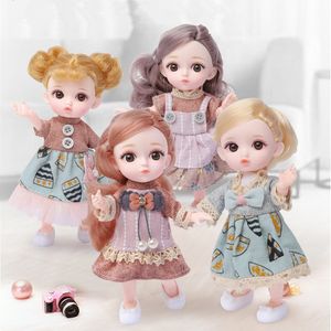 Novo boneca BJD de 16 cm 12 articulações móveis 1/12 garotas de brinquedo de brinquedos de boneca de olhos 3D com roupas de roupa de moda de moda de moda LJ201125