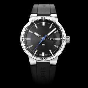 The men's watch diameter 42mm thickness 12.2mm with ORIS735 automatic chain movement 316 steel case double sapphire plated blue film gla