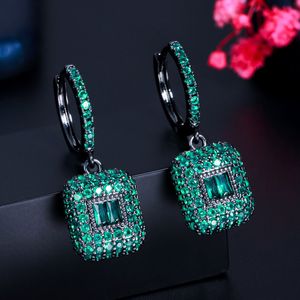 Moda Elegante Petalo Quadrato Verde Rosso AAA Cubic Zirconia Orecchini con ciondoli gioielli per le donne Regalo di San Valentino Orecchini di lusso in rame sudamericano designer