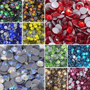 4mm Quality Dżetów Strass Hotfix Dżetów do ubrań Biżuteria Flatback Gems Żelazo na gorącej naprawie Glitter Glass Stone Nail Art